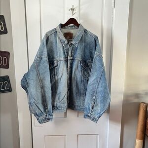 Levi’s denim trucker jacket big xxxxl leather patch jean jacket